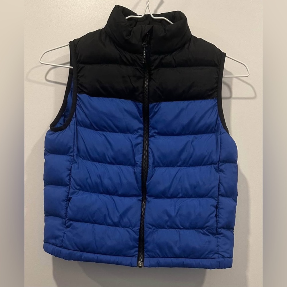 Uniqlo: Boys Black and Blue Puffer Jacket